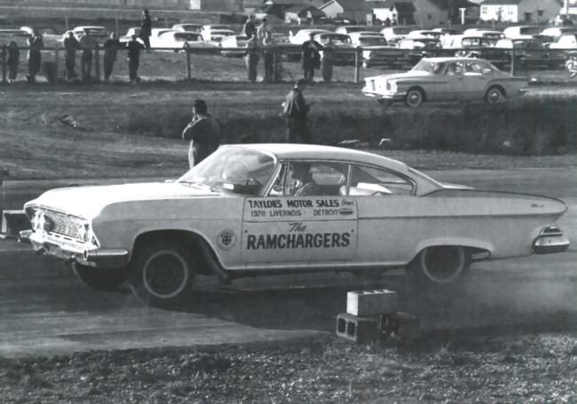 Name:  1961 Dodge Dart Pioneer The Ramchargers.jpg
Views: 7930
Size:  38.4 KB