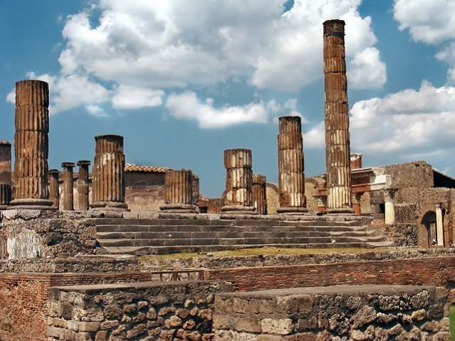 Name:  pompeii_ruins.jpg
Views: 673
Size:  55.3 KB
