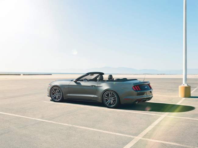 Name:  s550_feature_1480x700_convertible-top-down.jpg
Views: 313
Size:  22.6 KB