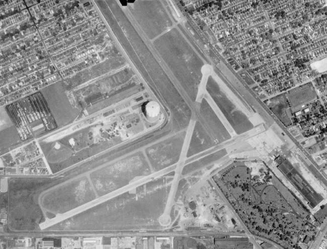 Name:  city airport 1961.jpg
Views: 2473
Size:  54.5 KB